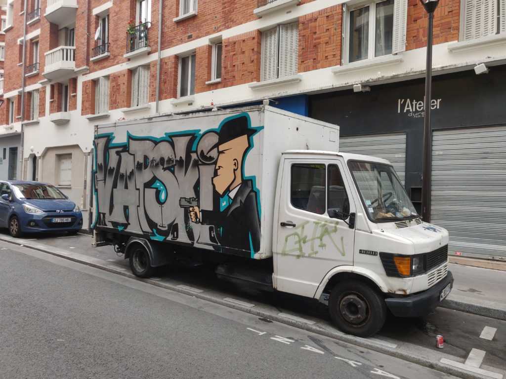 Graffiti Lastwagen Vapski Paris Vice Subkultur Raumaneignung Großstadt 19.Arrondissement Stadtviertel Straße Architekt