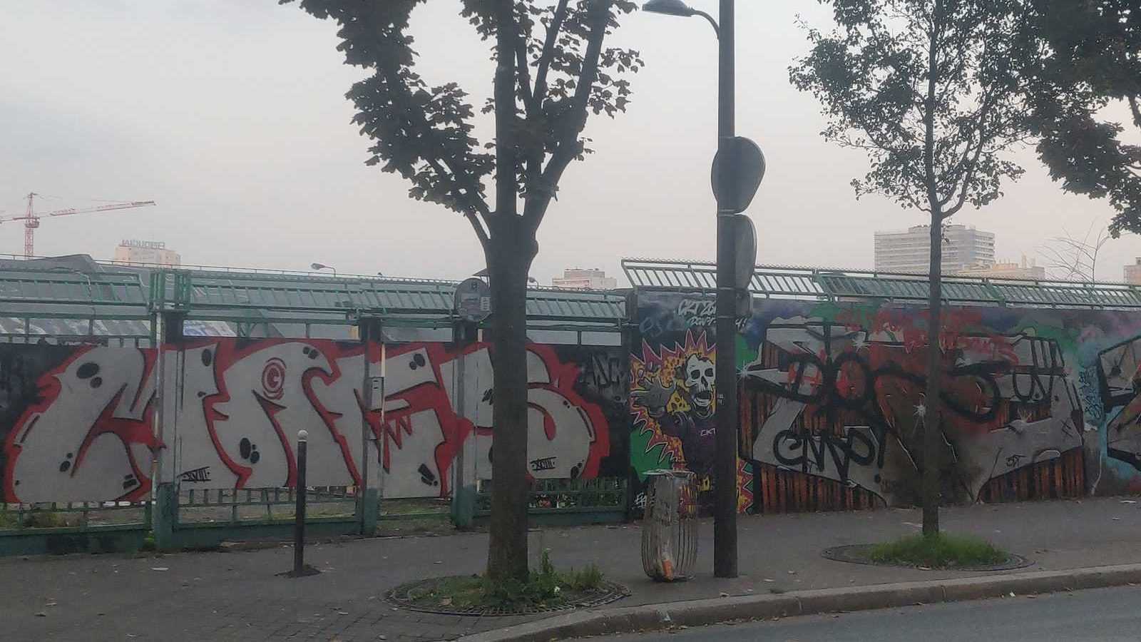 Graffiti Hall of Fame Paris Rue Ordener Subkultur legale Sprühfläche